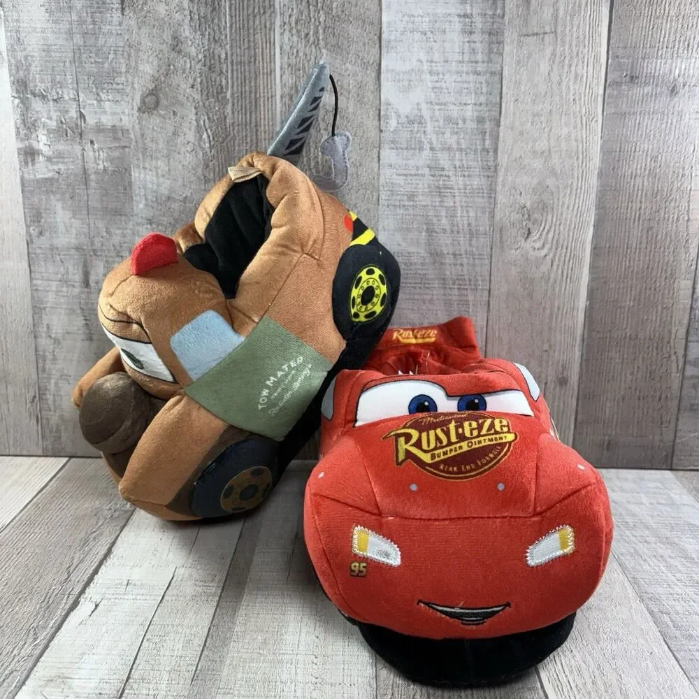 Disney Cars Small Kids Light-Up 3D Plush Slippers Size 13/1 McQueen Mater Red